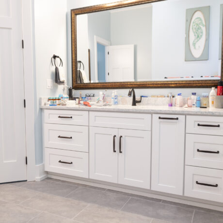 Master Bath "hers" - 1