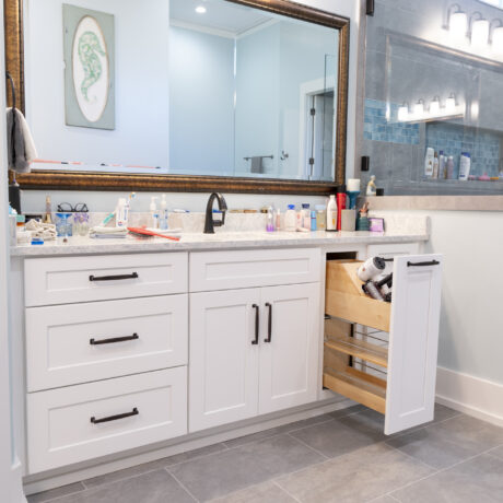 Master Bath "hers" - 2