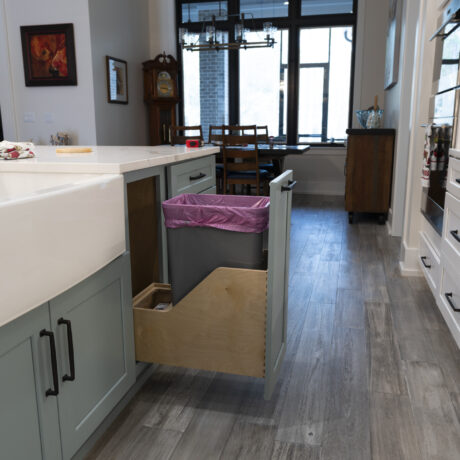 Single 50qt Trash Pullout
